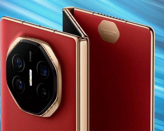Дебютировал первый в мире тройной складной смартфон Mate XT компании Huawei / Смартфоны и телефоны / iXBT Live